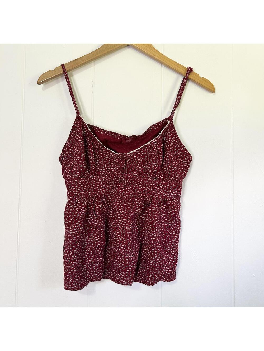 John Galt Red Floral Lace Trim Sleeveless Crop Top Women's One Size